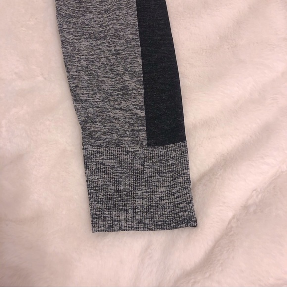 Victoria Secret’s PINK Grey and Black Active Leggings with Waist Clinching - Picture 3 of 9